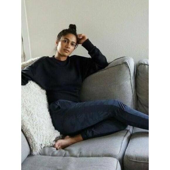 Athleta Potrero Sweatshirt Shale XXS Gray Relaxed Fit Crewneck ~ NEW!! - Picture 5 of 14